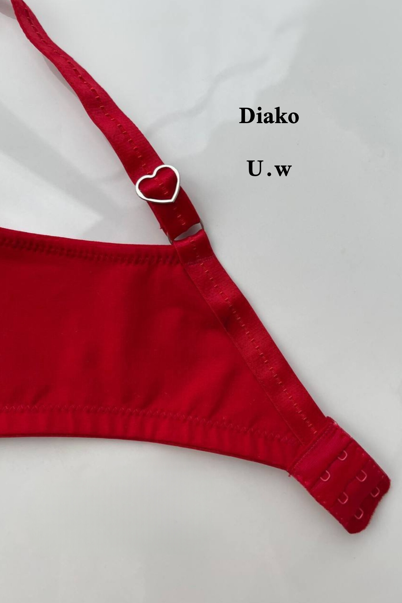 سوتین و شورت نخی لاکرا (گنی)