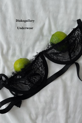 سوتین فنردار کاپ A و شورت دانتل مژه ای شین (سایز کوچیک)